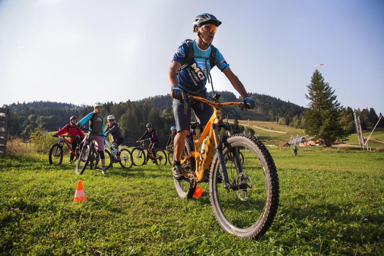 Ferienhaus Place Royale Pour 10 A 12 Personnes A 30 Met Des Pistes De Et Vtt *